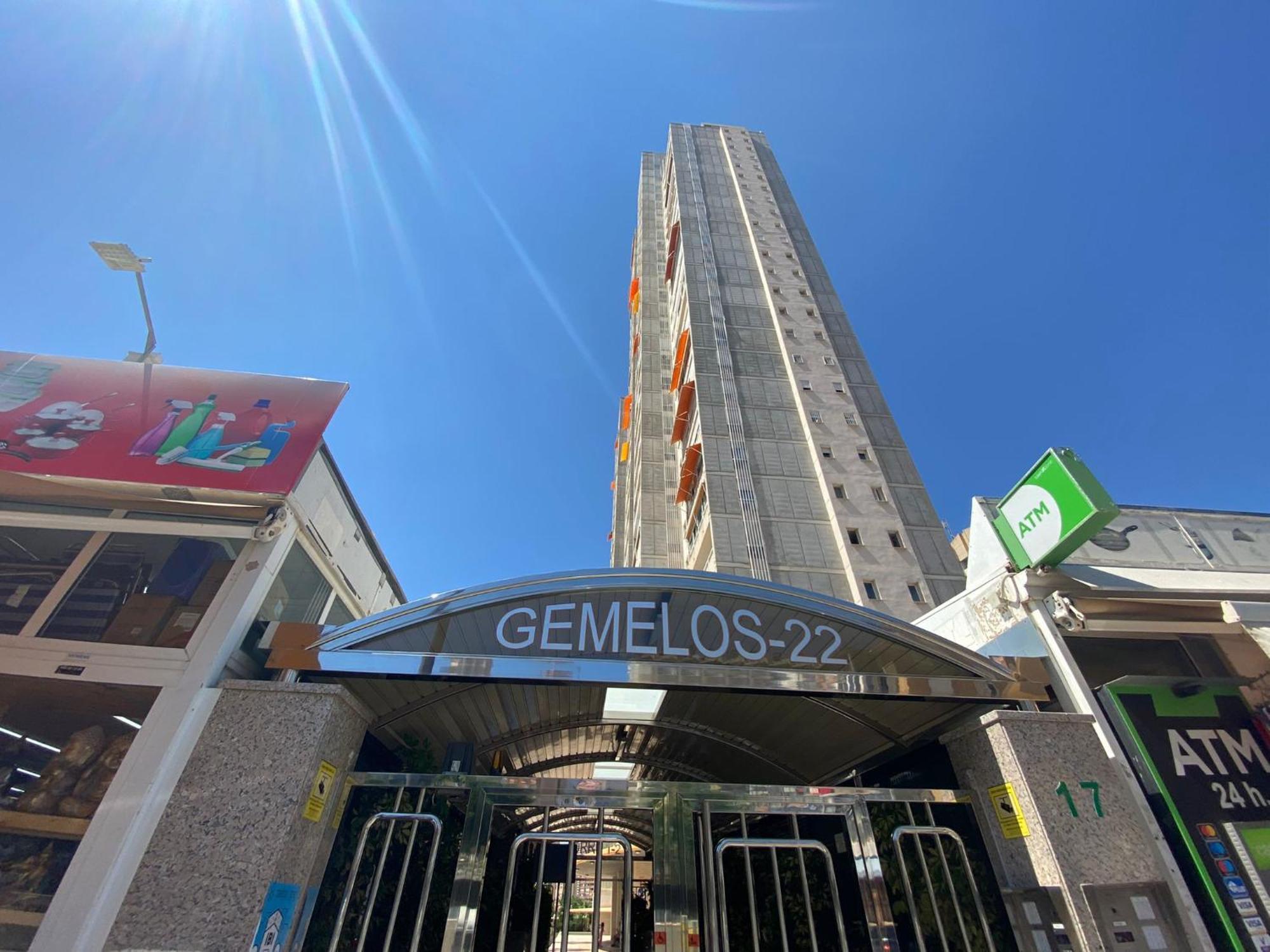 Gemelos 22-1-23 Benidorm Exterior foto