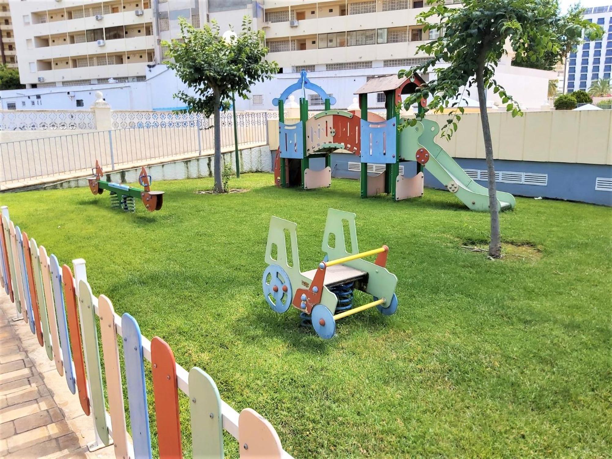 Gemelos 22-1-23 Benidorm Exterior foto